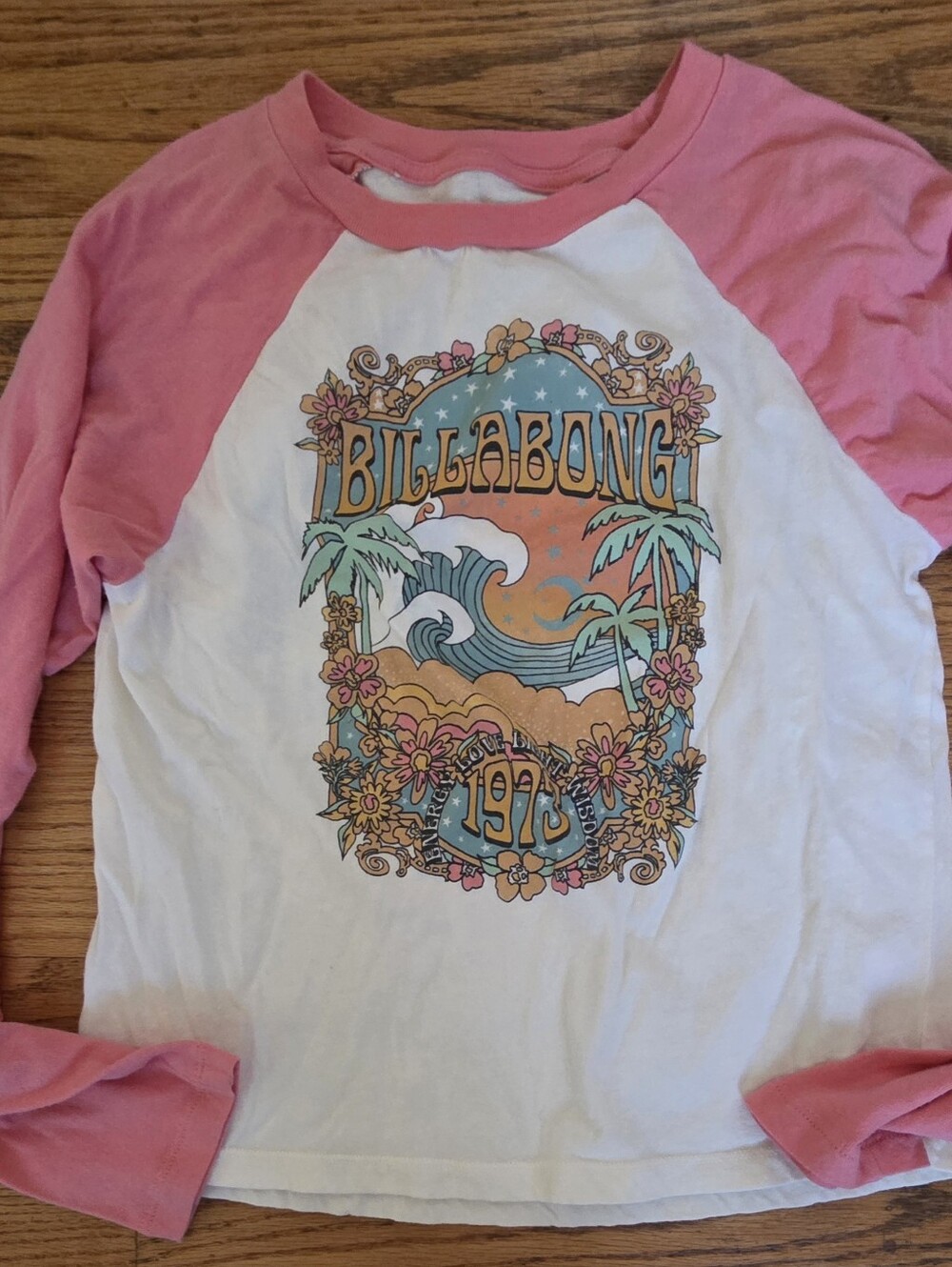 Billabong White Raglan tshirt Sz XL